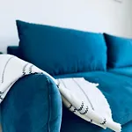 Deep Blue - Apartment *