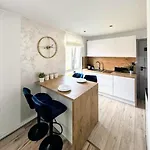 Apartment Deep Blue - Hel