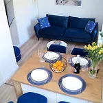 Deep Blue - Apartment Hel