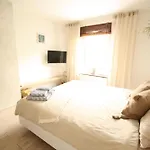 Apartment Deep Blue -